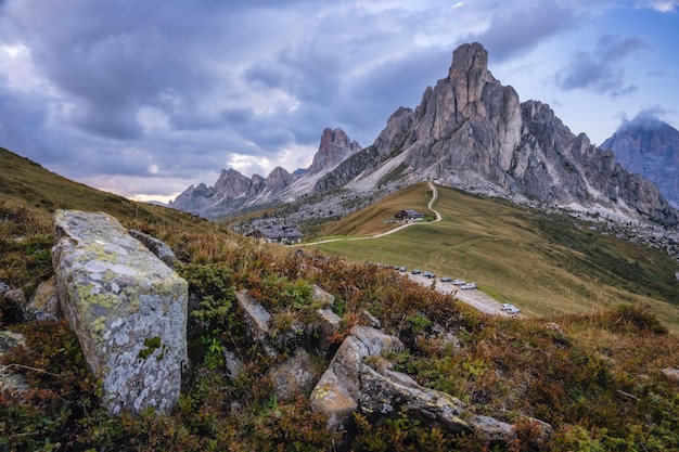 Col de Giau haute destination alpine populaire dans les Dolomites Italie