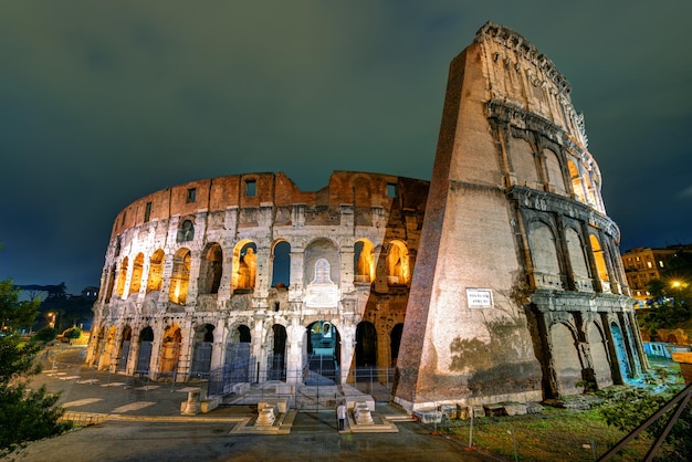 Colisée Colisée de nuit Rome Italie Rome antique