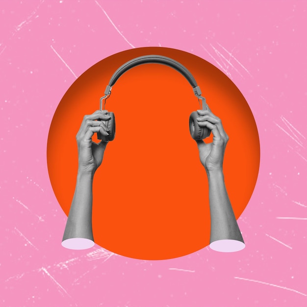 Collage artistique d'art pop numérique moderne Des écouteurs à la main sur un fond rose