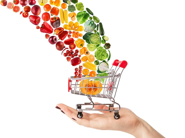 Collage de panier avec légumes et fruits isolés