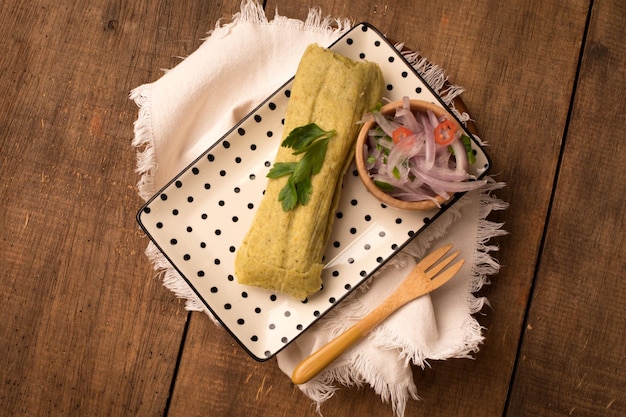 Collation de maïs tamal vert cuisine péruvienne traditionnelle