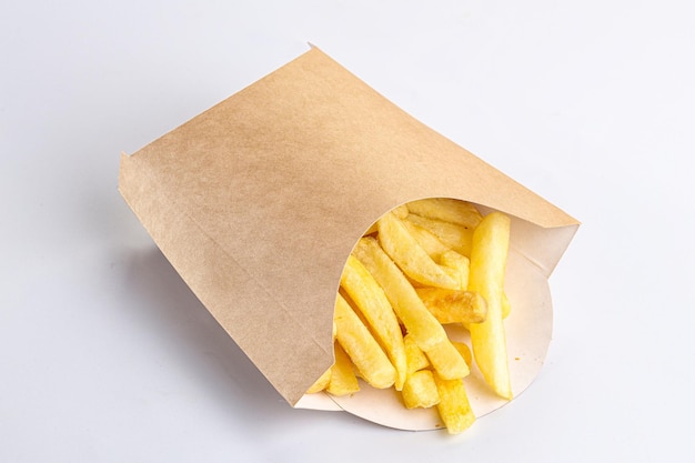 Photo une collation de pommes de terre frites croustillantes et salées