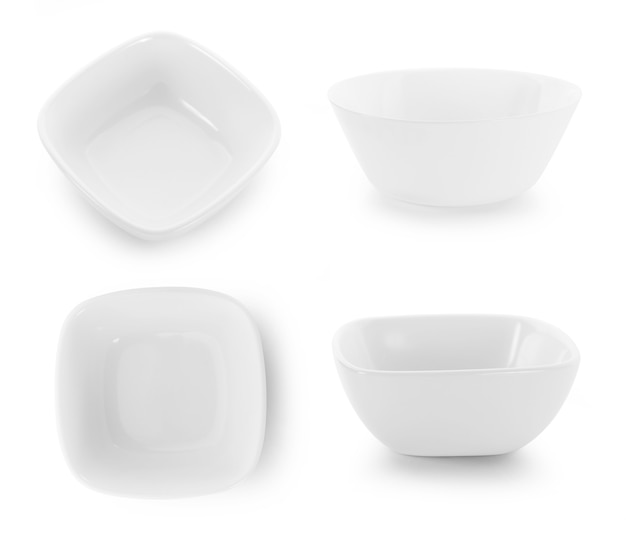 Collection de bol blanc sur surface blanche