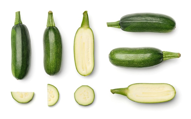 Collection de courgettes isolées sur fond blanc. Ensemble de plusieurs images. Fait partie de la série