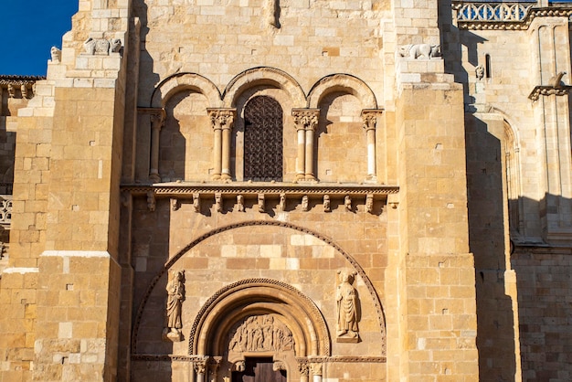 Collégiale de San Isidoro Leon Espagne