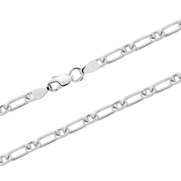 Collier pendentif en or argenté avec chaîne sur fond blanc isolé