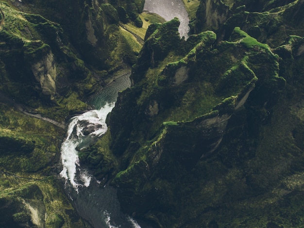 Collines Et Panoramas Verts Islandais