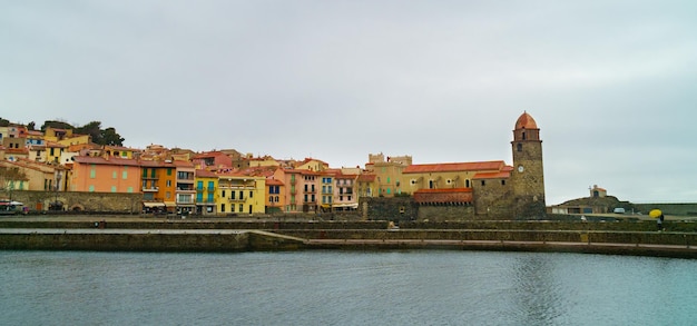 Collioure, village côtier du sud de la France, mer Méditerranée, Languedoc Roussillon, Pyrénées Orientales.