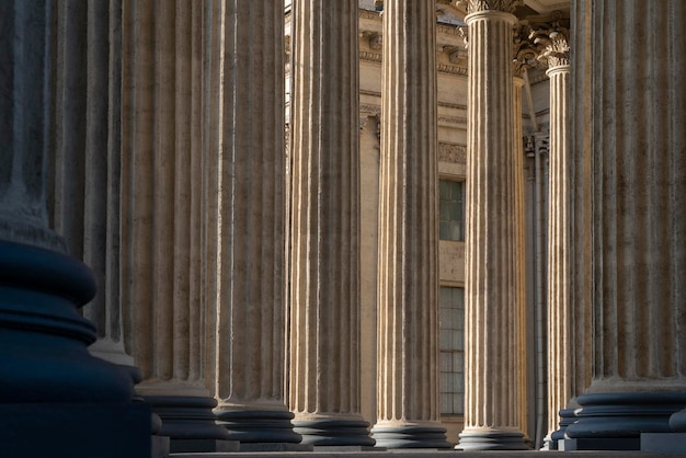 La colonnade de la Cathédrale Cathédrale de Kazan sur la Perspective Nevski Saint-Pétersbourg Russie