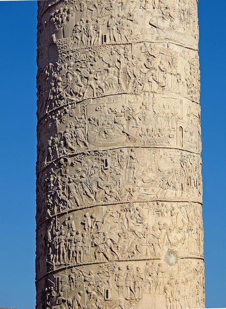 La colonne Trajane à Rome Italie