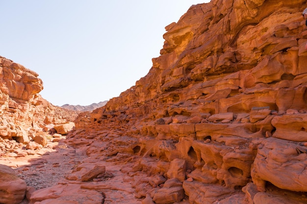 Colored Canyon est une formation rocheuse sur la péninsule du sud du Sinaï en Egypte des roches du désert multicolores