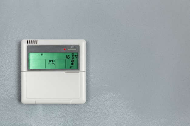 Commande de climatiseur, thermostat numérique programmable sur mur