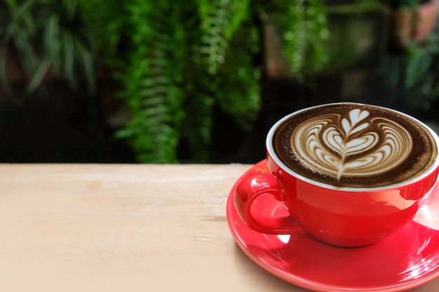 Commencez la journée avec une tasse de café chaud.