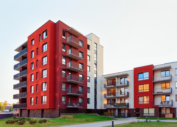 Photo complexe d'appartements résidentiels modernes, avec concept d'aménagement extérieur.