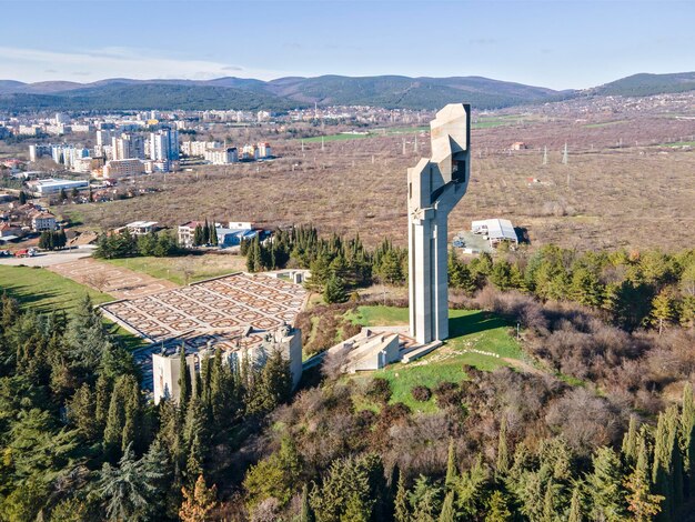 Photo le complexe commémoratif des défenseurs de stara zagora, en bulgarie