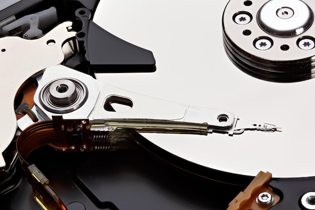 Composants internes d'un disque dur HDD Photo empilée