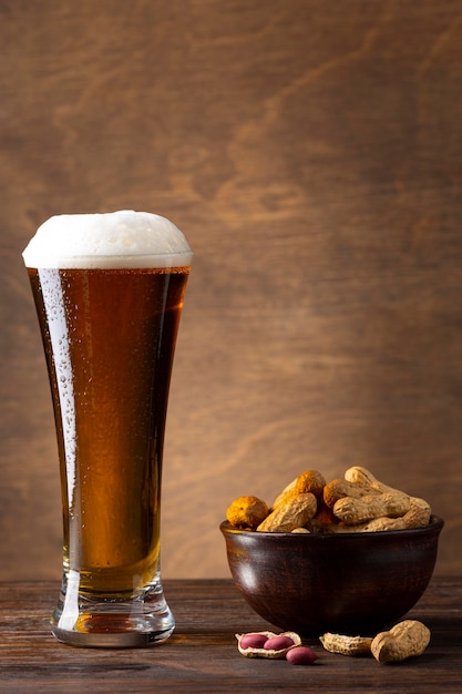 Photo composition avec une délicieuse bière américaine