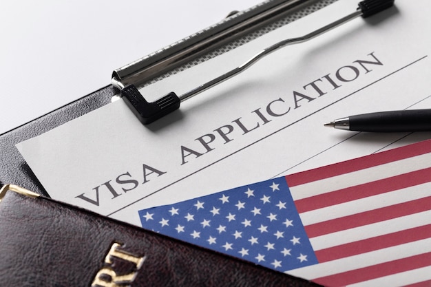 Photo composition de la demande de visa avec drapeau américain