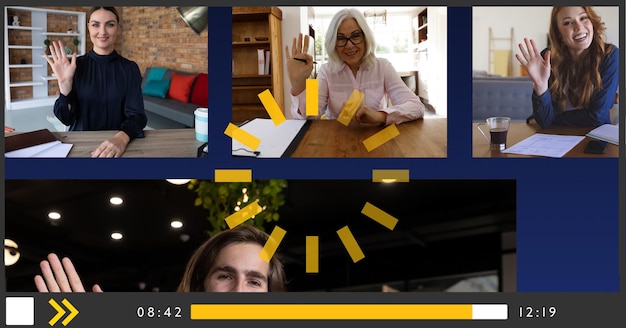 Photo composition du groupe d'hommes d'affaires ayant un appel vidéo sur l'écran de l'interface de lecture vidéo