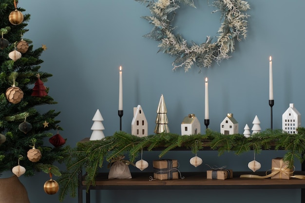 Composition esthétique de l'intérieur du salon de Noël Décoration de la maison Modèle