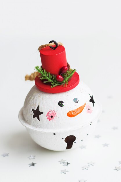Composition de Noël avec boule de bonhomme de neige pour sapin de Noël