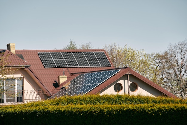 Concept d'avenir durable Entreprise d'installation de toitures solaires Panneaux solaires et photovoltaïques