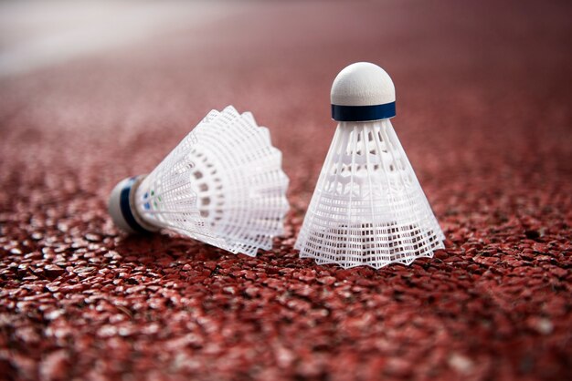 Photo concept de badminton avec volant