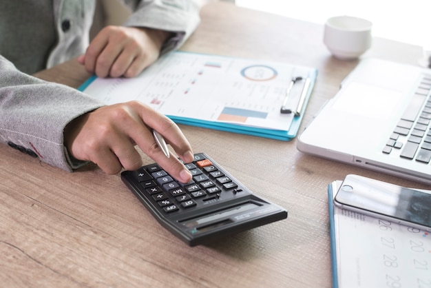Concept bancaire de comptabilité financière d'entreprise