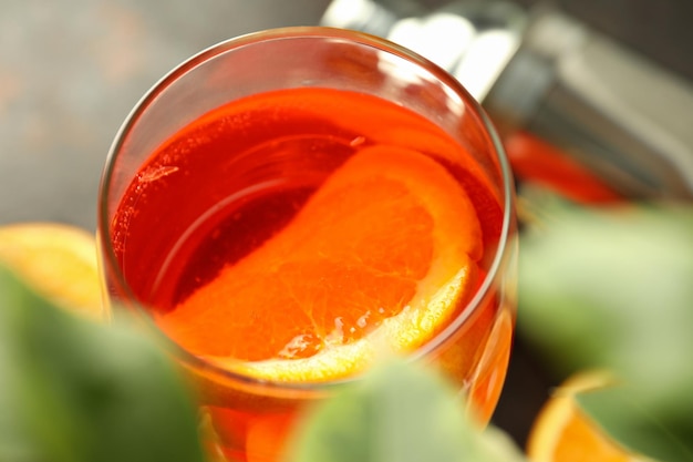 Concept de cocktail d'été Aperol Spritz bouchent