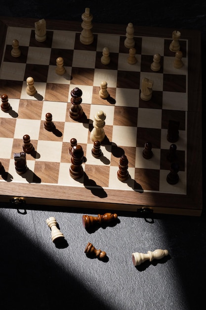 Concept de compétition commerciale leader et succès Stratégie de jeu d'échecs