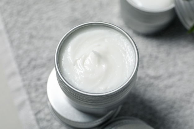 Concept de cosmétique crème de soin de la peau et du corps