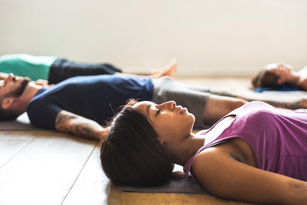 Concept de cours de pratique de yoga