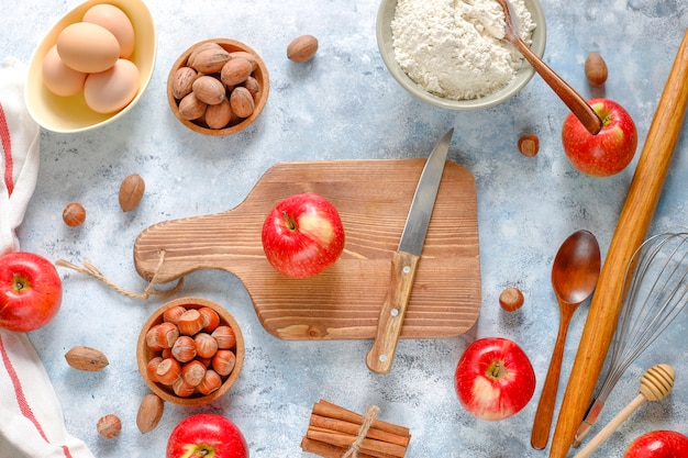 Concept de cuisson de la tarte aux pommes automne