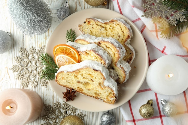 Concept de dessert allemand Stollen vue de dessus