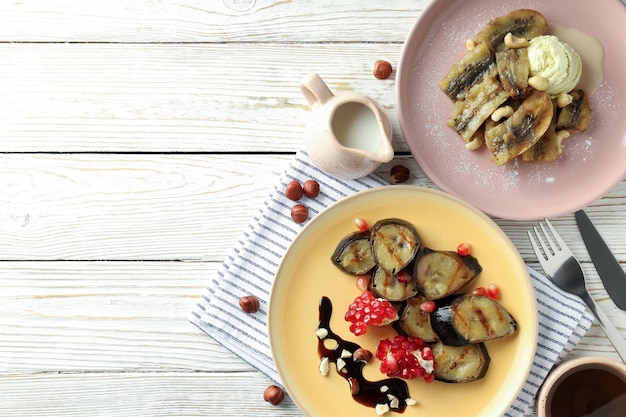 Concept de dessert savoureux avec vue de dessus de banane grillée