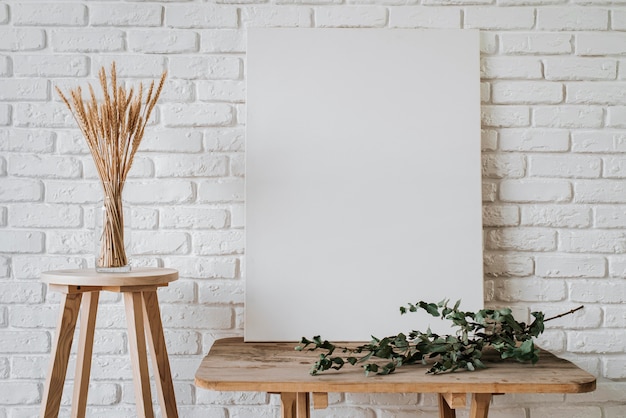Le concept du cadre blanc est magnifique.
