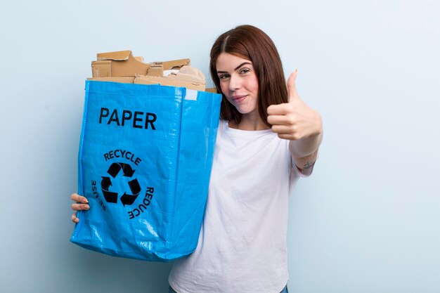 Concept d'écologie jeune adulte jolie femme