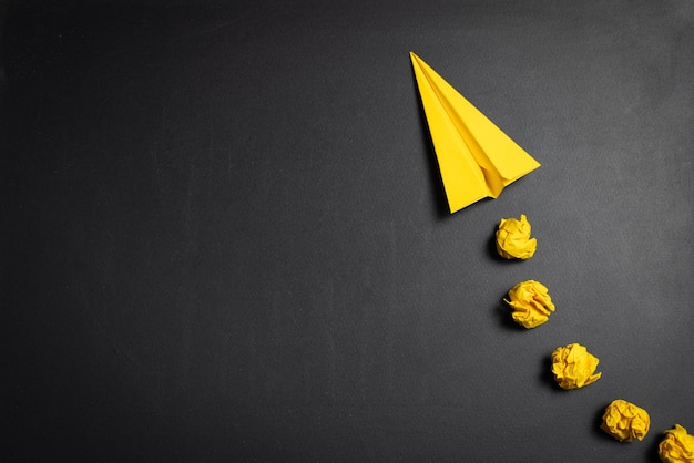 Concept de l'entreprise innovation marketing croissance stratégique succès voyage liberté rêve