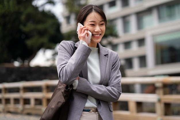 Photo concept d'entreprise japonais avec un homme d'affaires