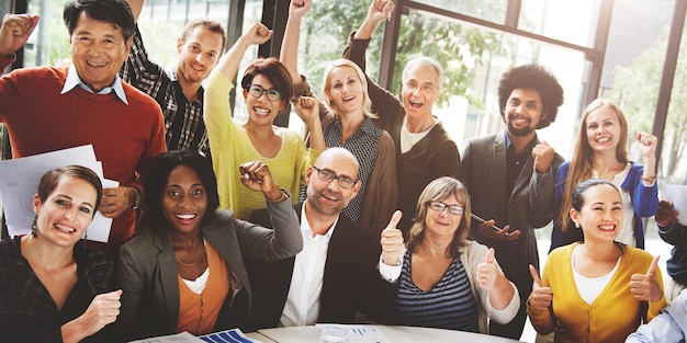 Photo concept d'équipe réussie de réussite de l'équipe commerciale