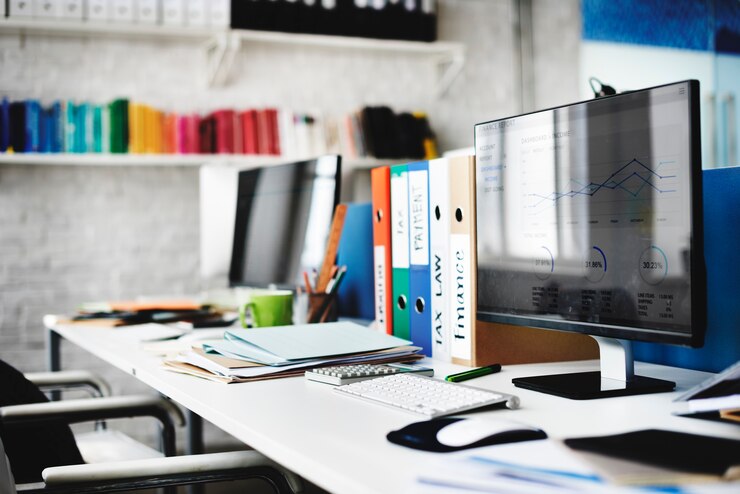 Photo concept de fournitures de bureau en salle de travail contemporaine