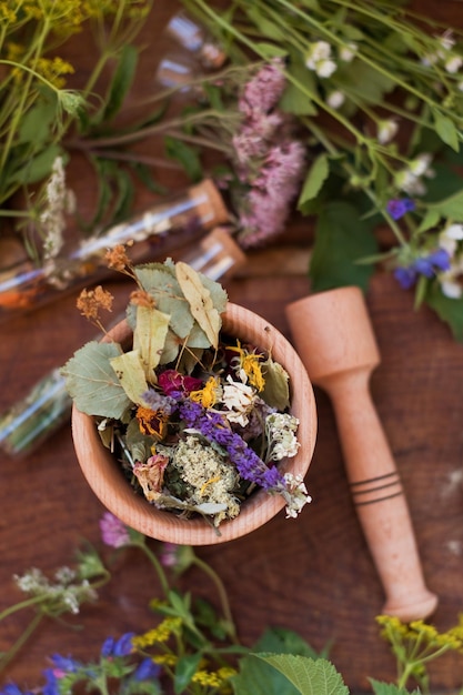 Photo concept d'homéopathie et de phytothérapie