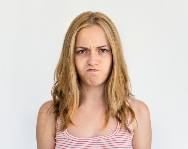 Photo concept de jeune fille irritée