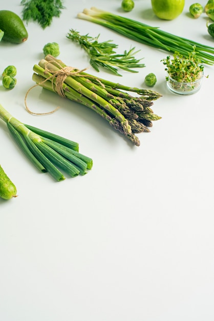 Concept de légumes verts avec place pour le texte