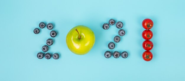 Concept de nouvel an avec des nombres de fruits