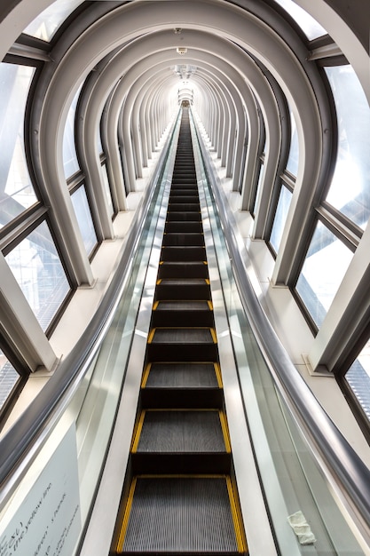 Concept réussi d&#39;escalators