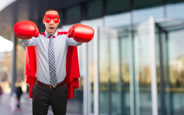 Photo concept d'un super-homme d'affaires en lutte