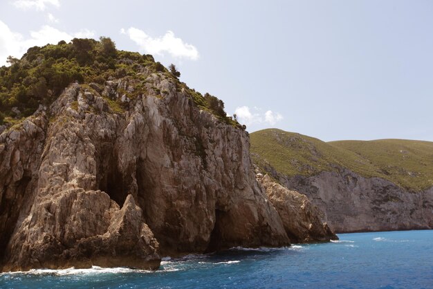 Concept de voyage et touristique - Grottes bleues sur l'île de Zakynthos, Grèce