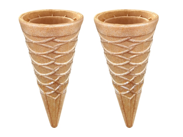 Cone de wafer sucré isolé sur fond blanc