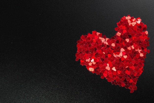 Confettis en forme de coeur